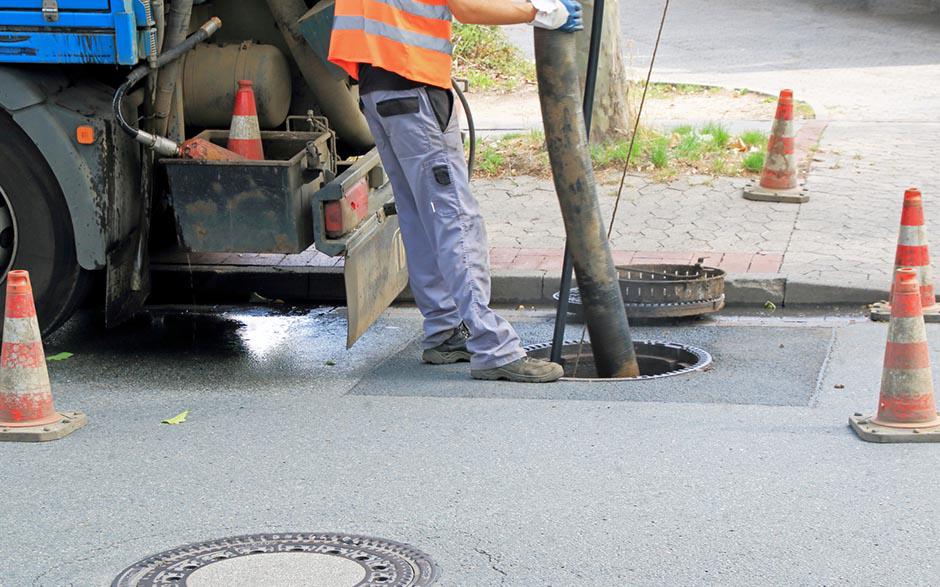 plombier débouchage Suresnes